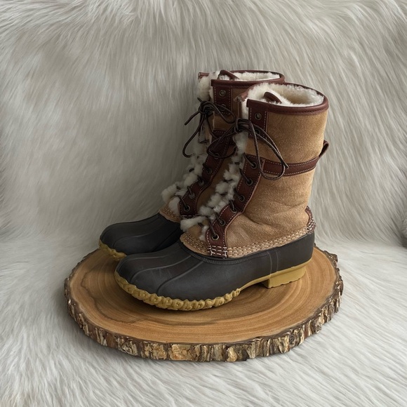 L.L. Bean leather and shearling lined bean boots - Picture 1 of 10